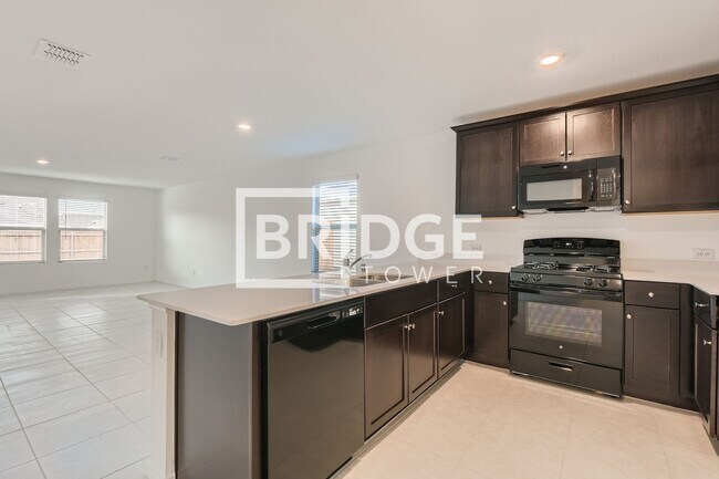 Building Photo - 305 Dry Canyon Way Fort Worth, TX 76052