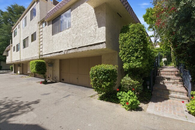 Foto del edificio - 6225 Shoup Ave