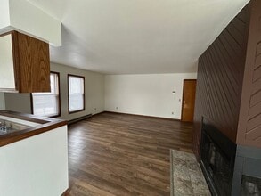 Building Photo - 6734 Park Ridge Dr