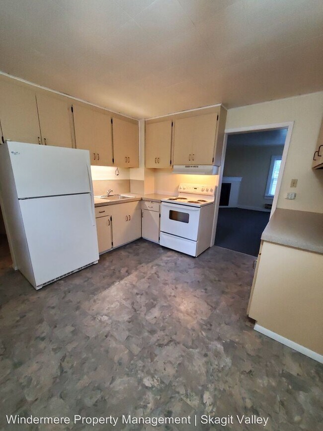 Building Photo - 2 br, 1 bath House - 4940 State Route 9