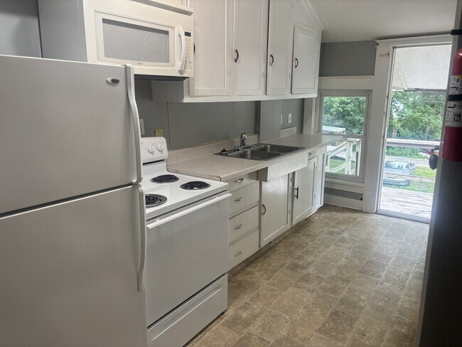 Foto del edificio - 1725 D Ave NE