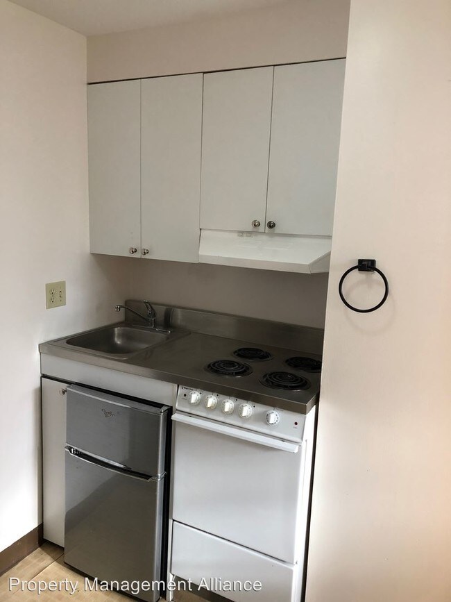 Building Photo - 2819 US-11