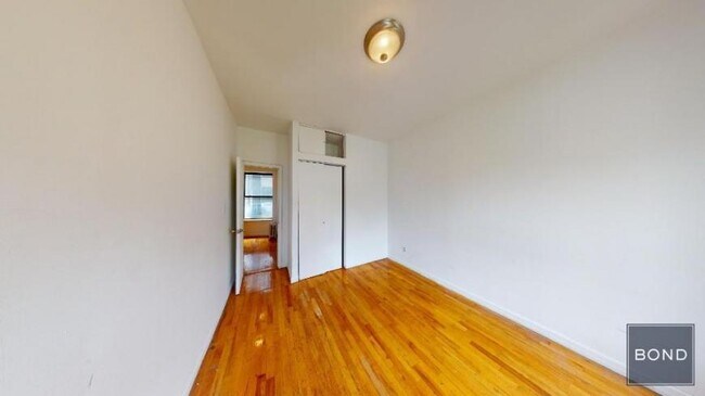 Building Photo - 3 bedroom in Manhattan NY 10003