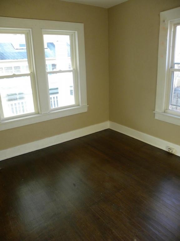 Building Photo - 319 Naylor Street