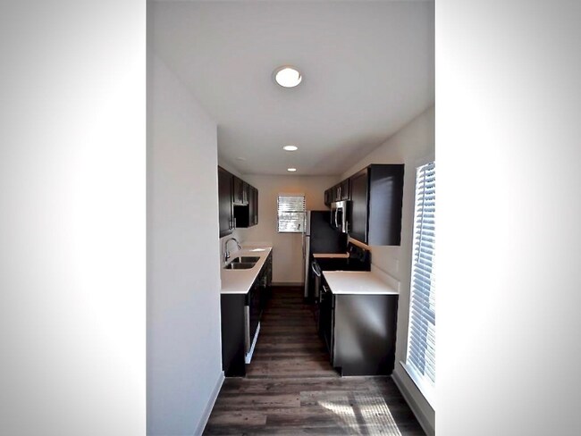 Foto del edificio - 2808 Reagan St