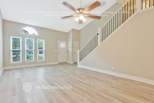 Foto del edificio - 4995 Bent Creek Ct