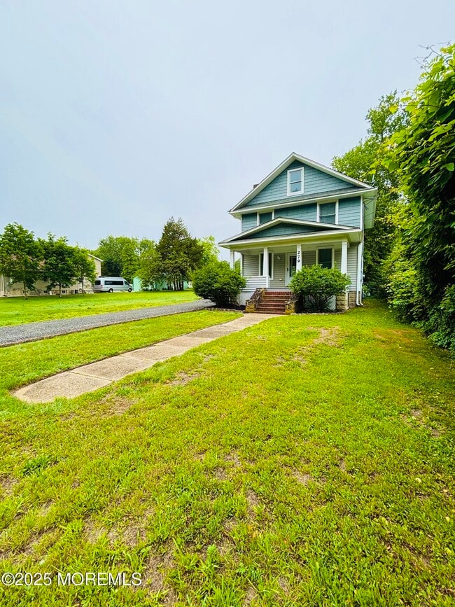 Building Photo - 279 S Main St
