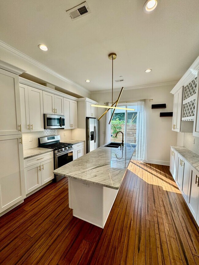 Foto del edificio - Grays Ferry 4 Bedroom