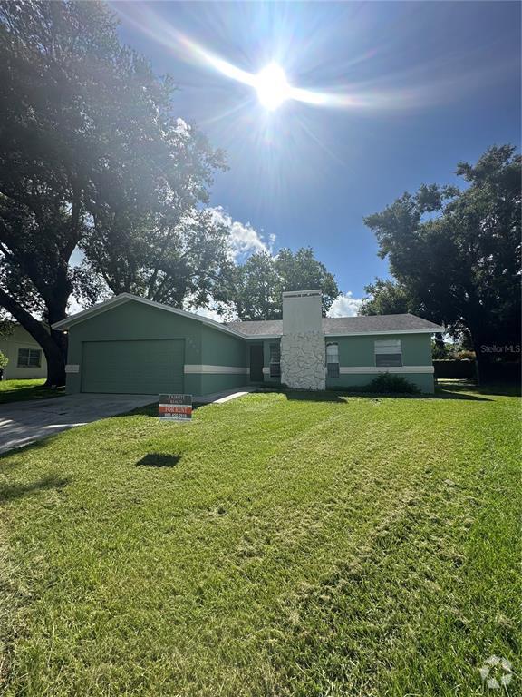 Building Photo - 7405 Willow Wisp Dr E