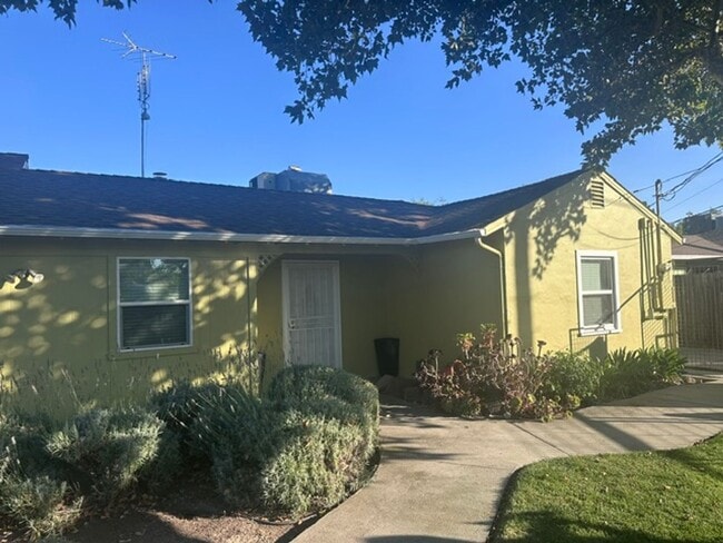 Photo - 2340 Belmont Rd House