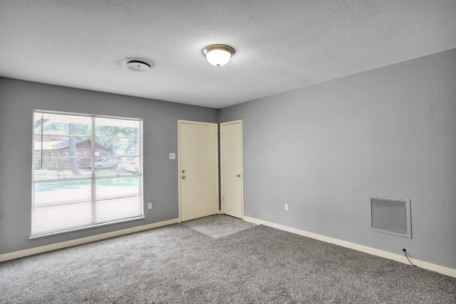 Building Photo - Beautiful Home for Lease!