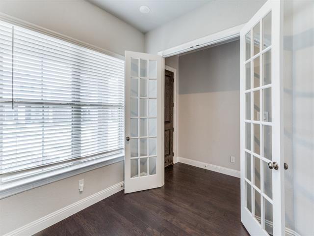 Building Photo - 3572 Sevilla Dr