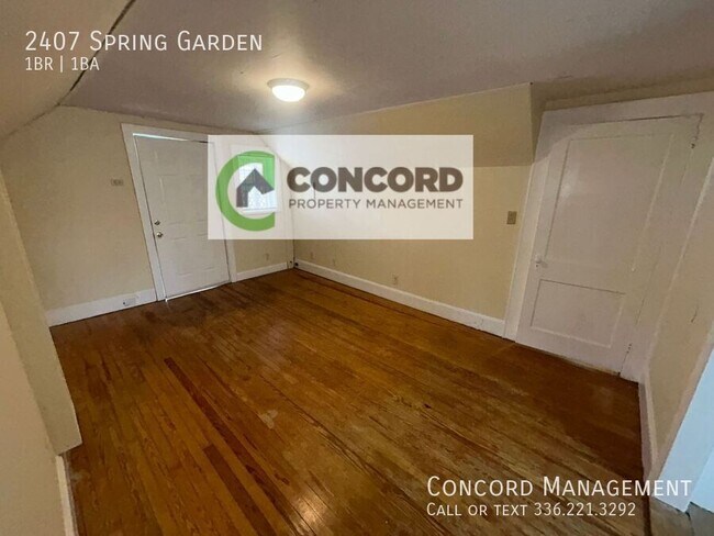 Foto del edificio - 2407 Spring Garden St