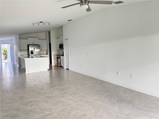 Foto del edificio - 12200 Dakota Ridge Pl