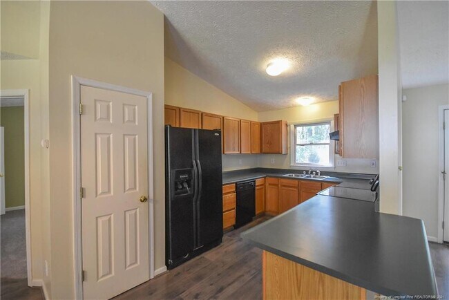 Building Photo - 117 Sherwood Ln