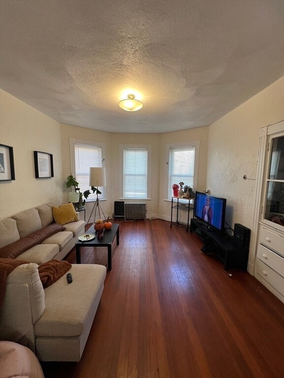 Foto del edificio - 36 Melendy Ave