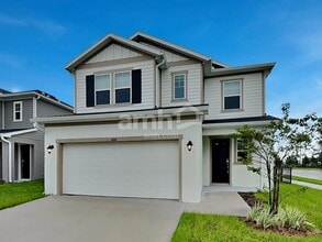 Building Photo - 6004 Pinewood Ests Dr