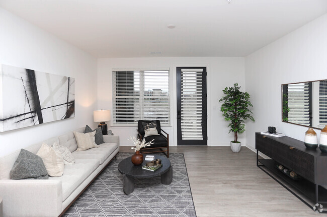 1BR, 1BA - 826 SF - Lavina