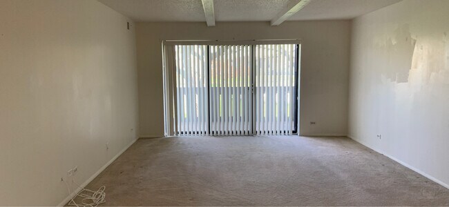 Foto del edificio - 13200 W Heiden Cir