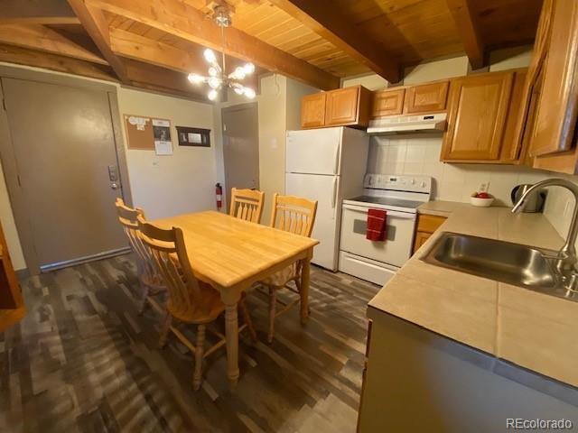 Building Photo - 2400 Lodgepole Cir