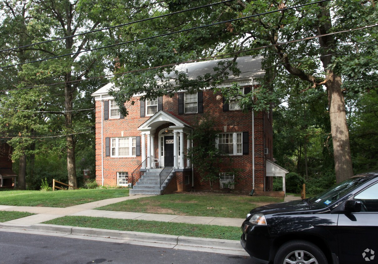 Foto del edificio - Parkway Garden Apartments