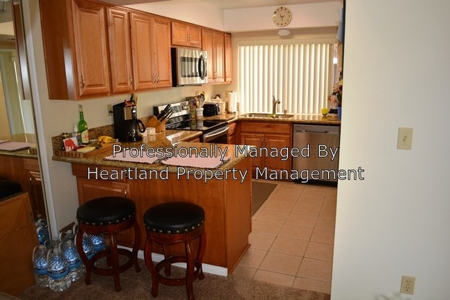 Building Photo - 1301 Hawk Ln