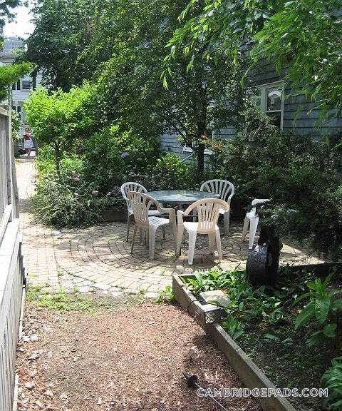 Foto del edificio - 61 6th St