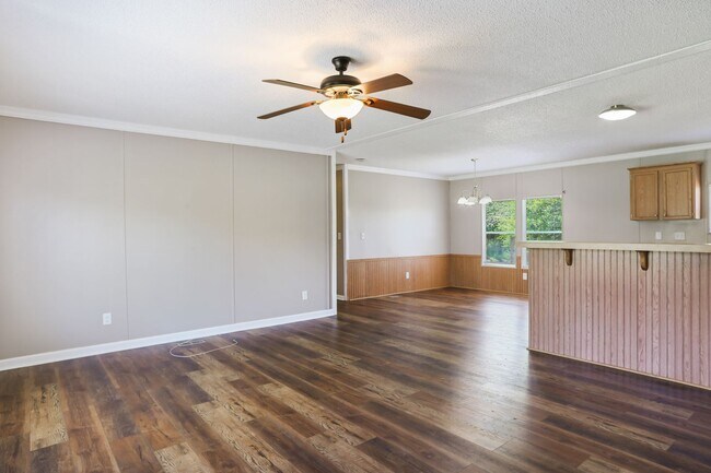 Foto del edificio - 4bd 2ba Mobile HOME FOR RENT!