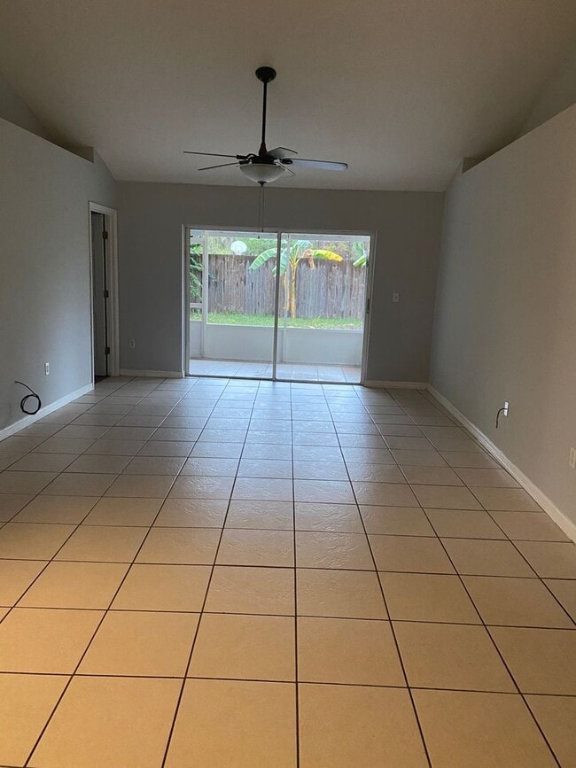 Foto del edificio - 3 Bedroom 2 Bath home in St. Cloud for RENT!