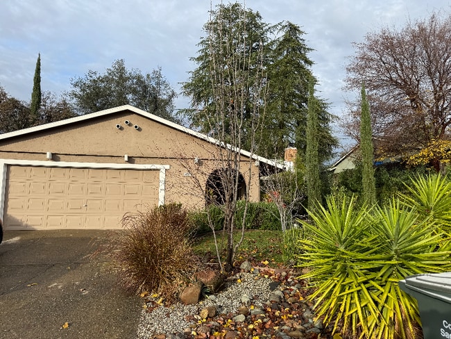 Foto del edificio - 8445 Palmaire Way