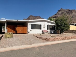 Building Photo - 37271 Buckskin Cir