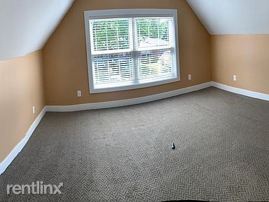 Foto del edificio - 3 br, 2.5 bath House - 426 Orchard St