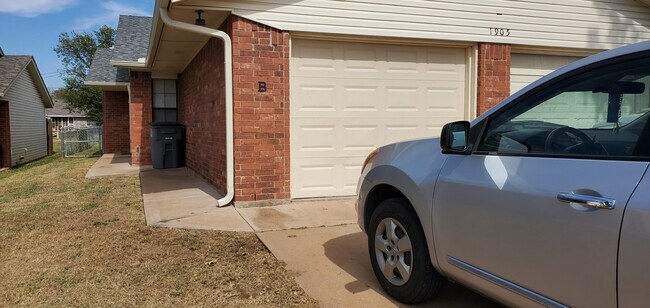 Foto del edificio - 1905 SW E Ave