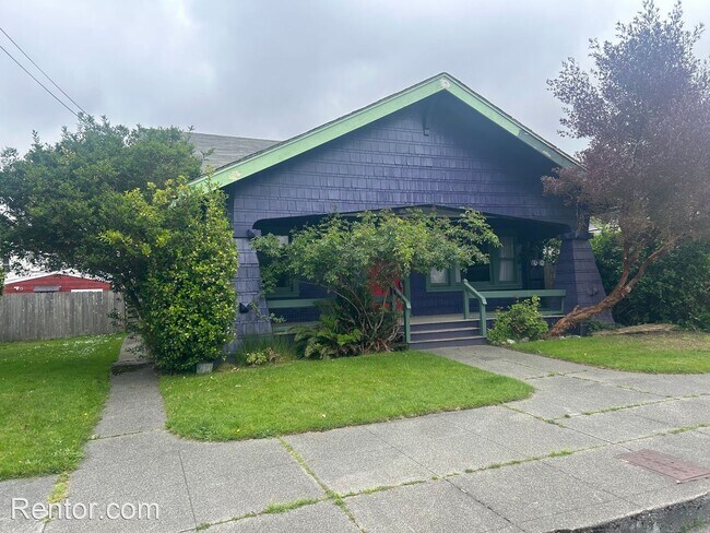 Building Photo - 3 br, 1.5 bath House - 915 L Street [PRM: ...