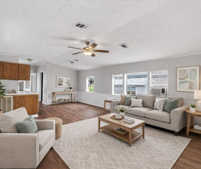 Building Photo - 45 Tower Manor Dr