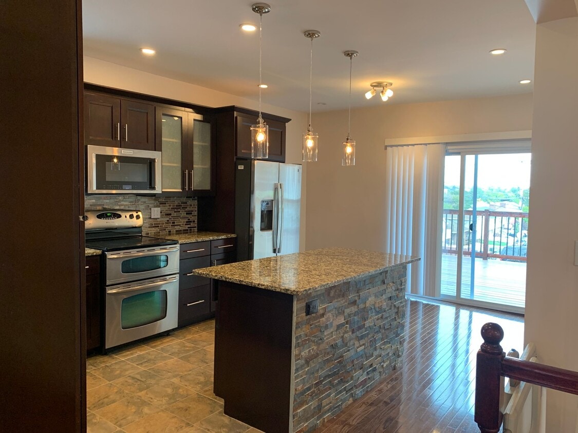 Photo - 257 Proctor Ave (Revere, MA)