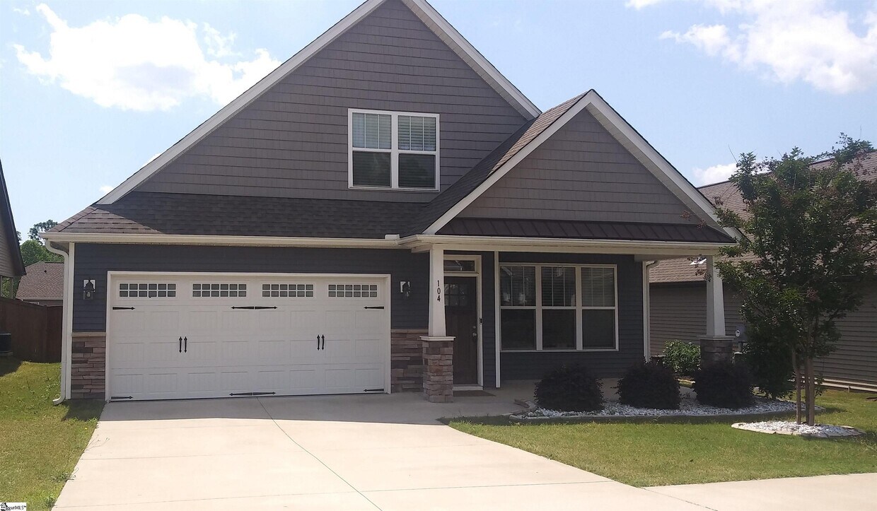 Foto principal - 104 Ramshackle Way