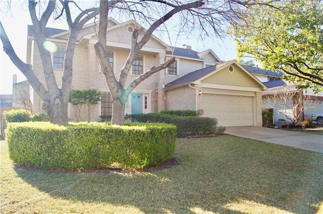 Building Photo - 12024 Lincolnshire Dr