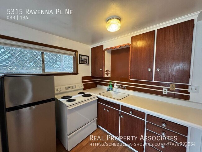 Foto del edificio - 5315 Ravenna Pl NE