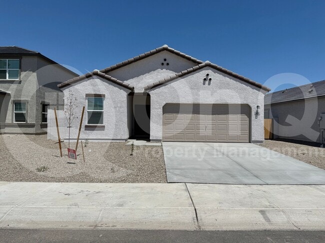 Building Photo - 24182 W Hidalgo Ave