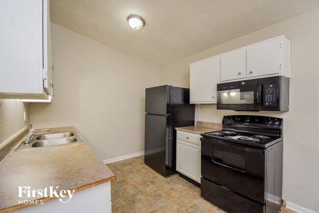 Foto del edificio - 5707 Windward Way