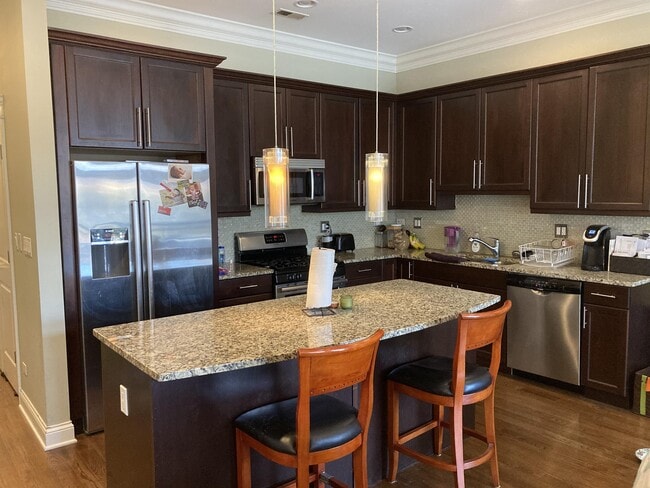 Photo - 212 N Halsted St Townhome