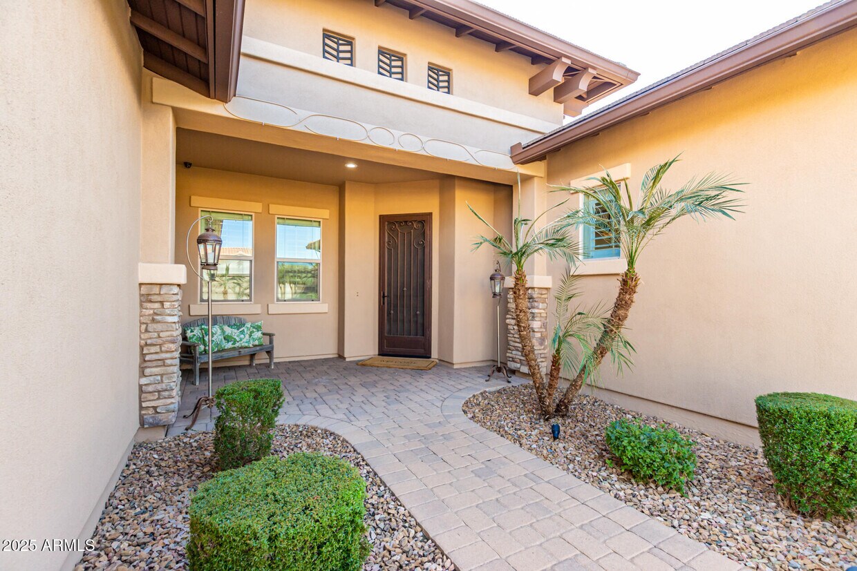 Foto principal - 3941 E Nolan Dr