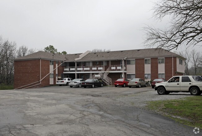 Building Photo - Views at Kinley