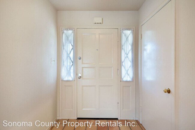 Building Photo - 3 br, 2.5 bath House - 884 Wildwood Trail