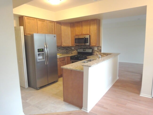Building Photo - 217 Wilton Ln