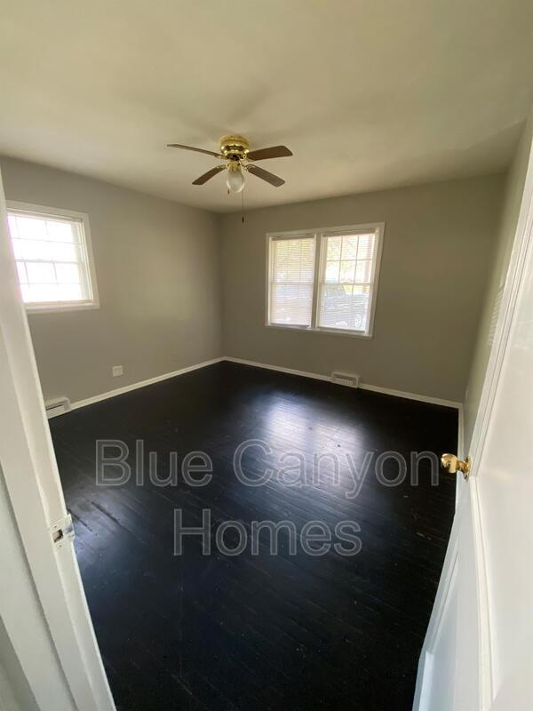 Foto del edificio - 4830 Redwing Way