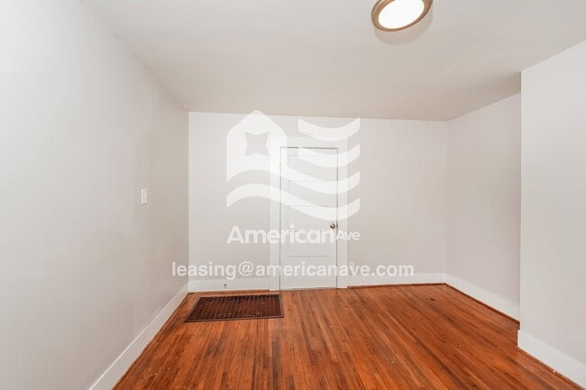 Foto del edificio - 1220 Ford Ave