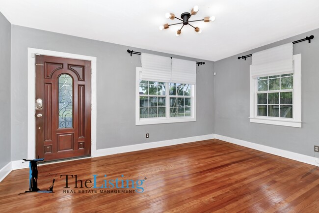 Foto del edificio - 1300 E Kaley St