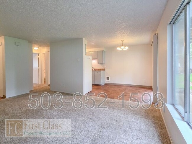 Foto del edificio - 1366 NE 186th Ave